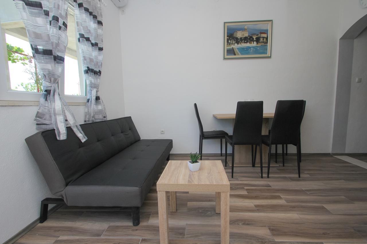 Apartment Afrodita Каштела Экстерьер фото